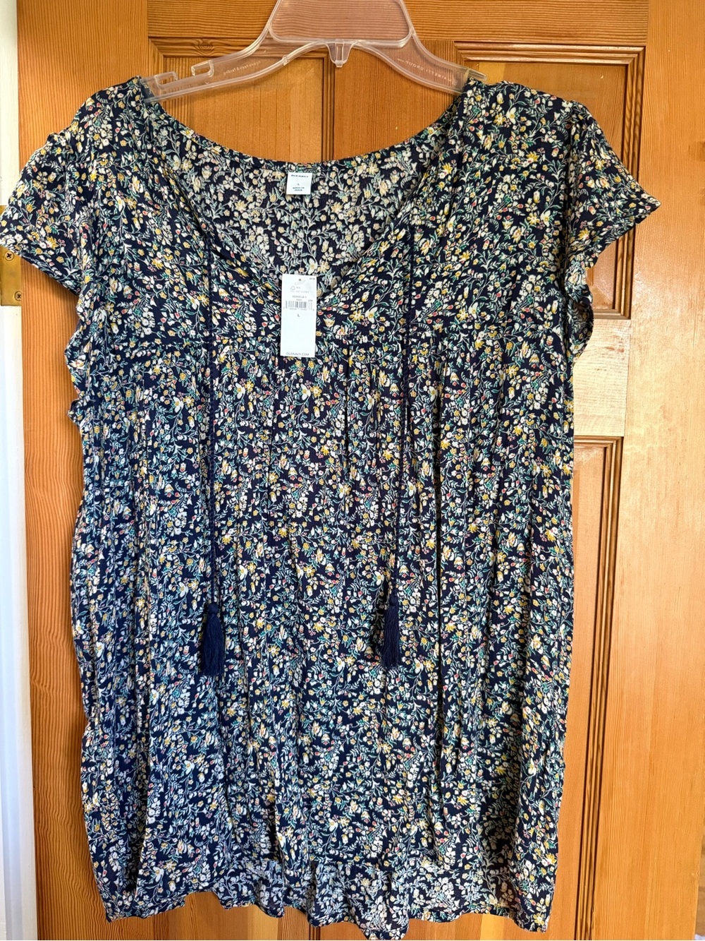 Old Navy Navy Floral Tassel Peasant Top